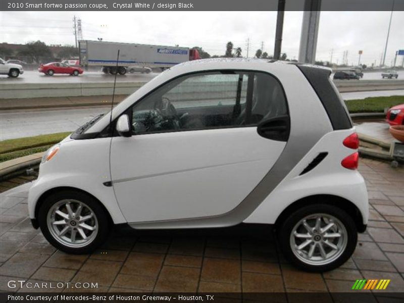 Crystal White / design Black 2010 Smart fortwo passion coupe