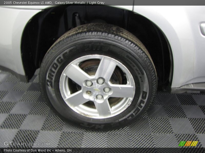 Galaxy Silver Metallic / Light Gray 2005 Chevrolet Equinox LS AWD