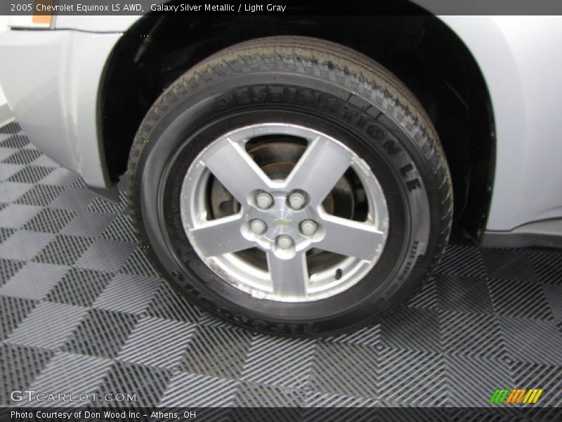 Galaxy Silver Metallic / Light Gray 2005 Chevrolet Equinox LS AWD