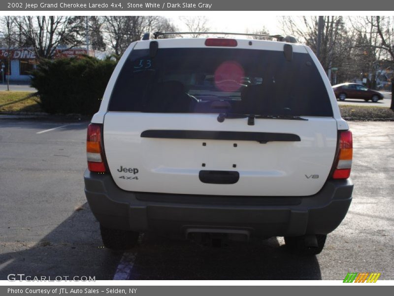 Stone White / Dark Slate Gray 2002 Jeep Grand Cherokee Laredo 4x4