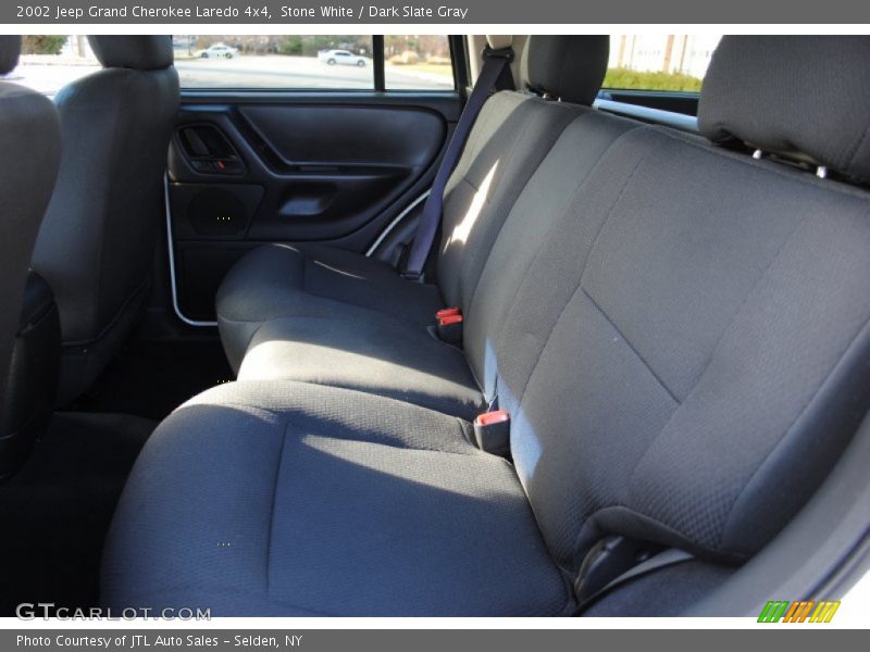 Stone White / Dark Slate Gray 2002 Jeep Grand Cherokee Laredo 4x4