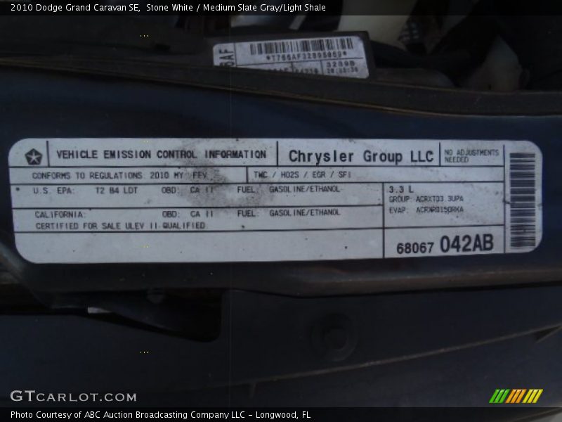 Stone White / Medium Slate Gray/Light Shale 2010 Dodge Grand Caravan SE