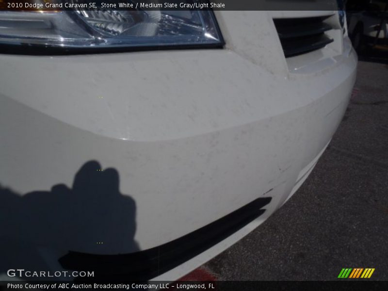Stone White / Medium Slate Gray/Light Shale 2010 Dodge Grand Caravan SE