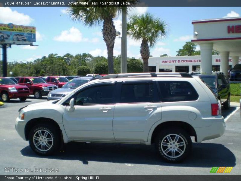 Dover White Pearl / Sandblast Beige 2004 Mitsubishi Endeavor Limited