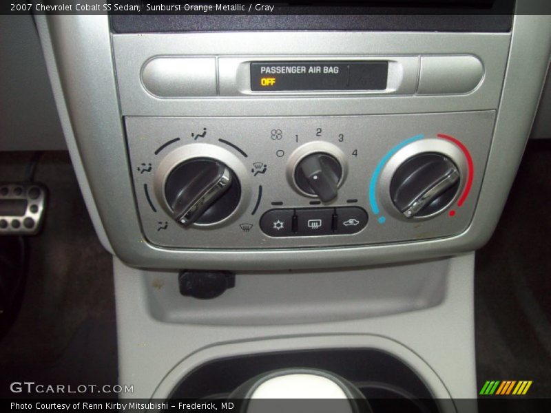 Controls of 2007 Cobalt SS Sedan