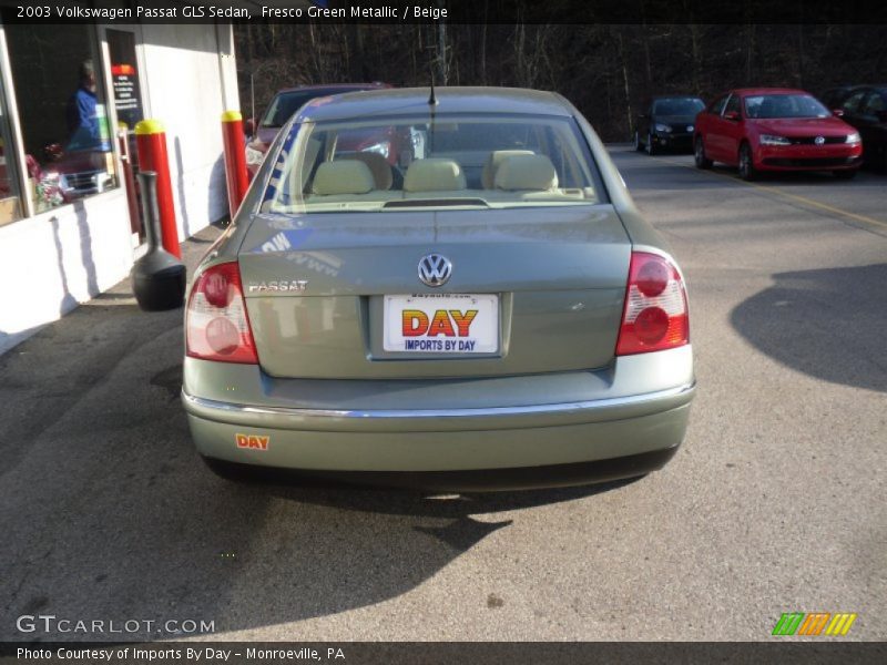 Fresco Green Metallic / Beige 2003 Volkswagen Passat GLS Sedan