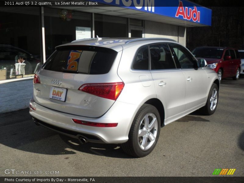 Ice Silver Metallic / Black 2011 Audi Q5 3.2 quattro