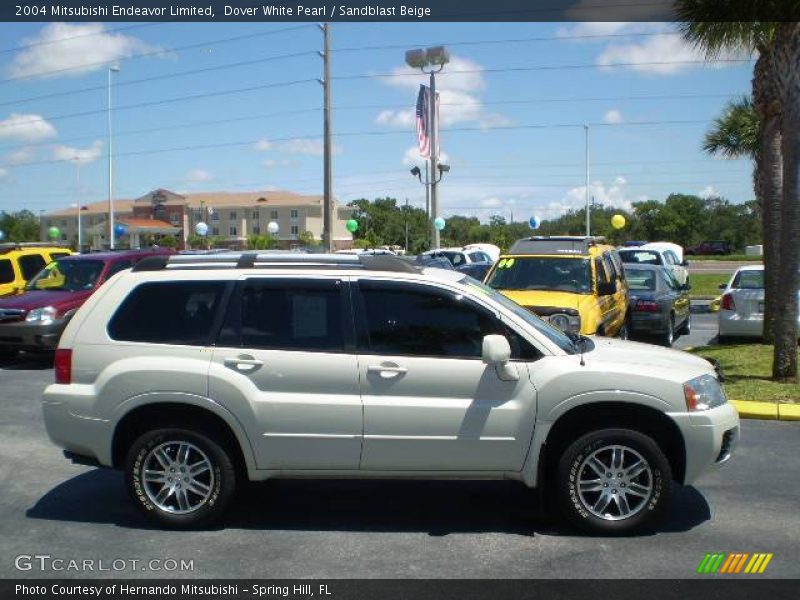 Dover White Pearl / Sandblast Beige 2004 Mitsubishi Endeavor Limited