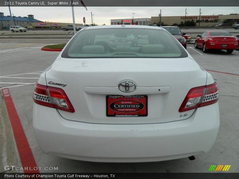 Super White / Ash 2011 Toyota Camry LE