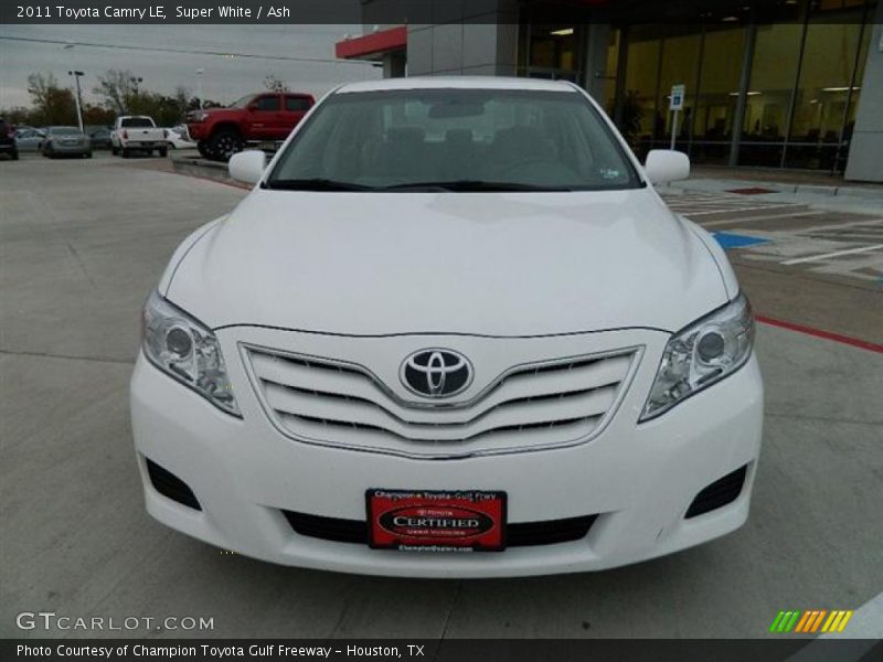 Super White / Ash 2011 Toyota Camry LE