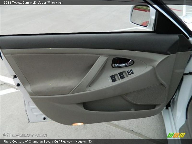 Super White / Ash 2011 Toyota Camry LE