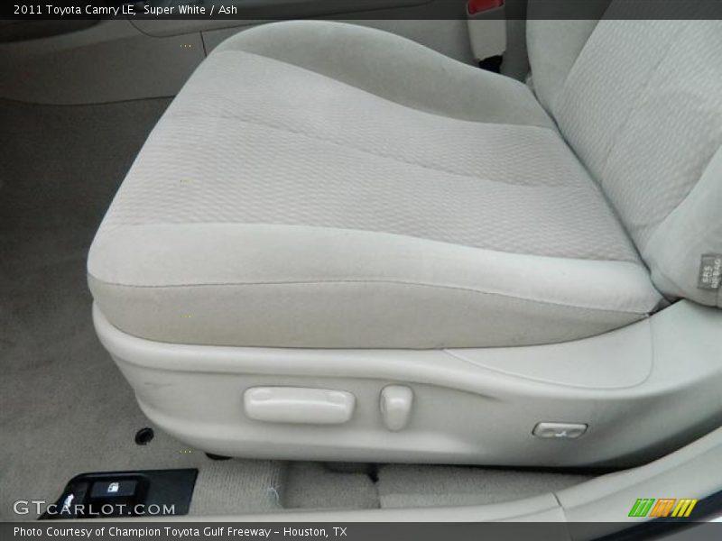 Super White / Ash 2011 Toyota Camry LE