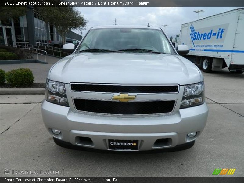 Sheer Silver Metallic / Light Titanium/Dark Titanium 2011 Chevrolet Suburban LT