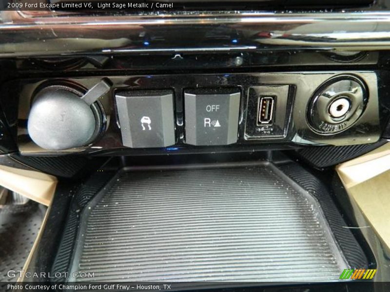 Light Sage Metallic / Camel 2009 Ford Escape Limited V6