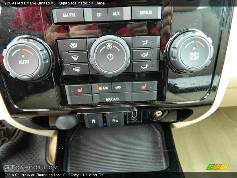 Light Sage Metallic / Camel 2009 Ford Escape Limited V6