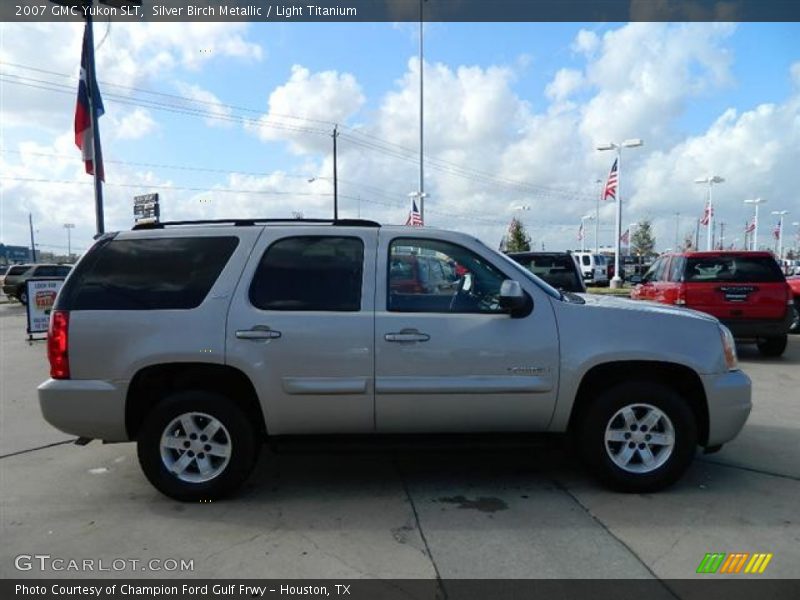 Silver Birch Metallic / Light Titanium 2007 GMC Yukon SLT