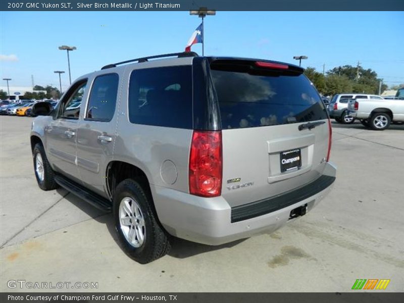 Silver Birch Metallic / Light Titanium 2007 GMC Yukon SLT