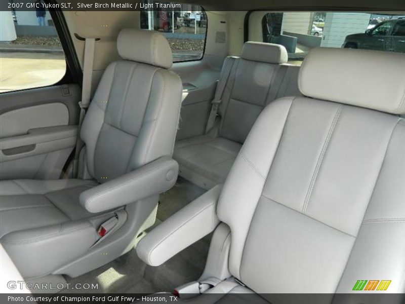 Silver Birch Metallic / Light Titanium 2007 GMC Yukon SLT