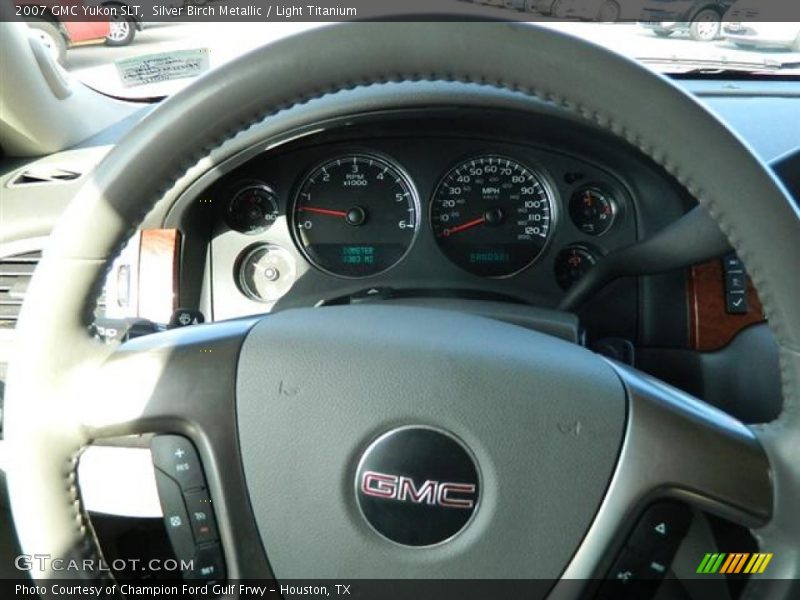 Silver Birch Metallic / Light Titanium 2007 GMC Yukon SLT