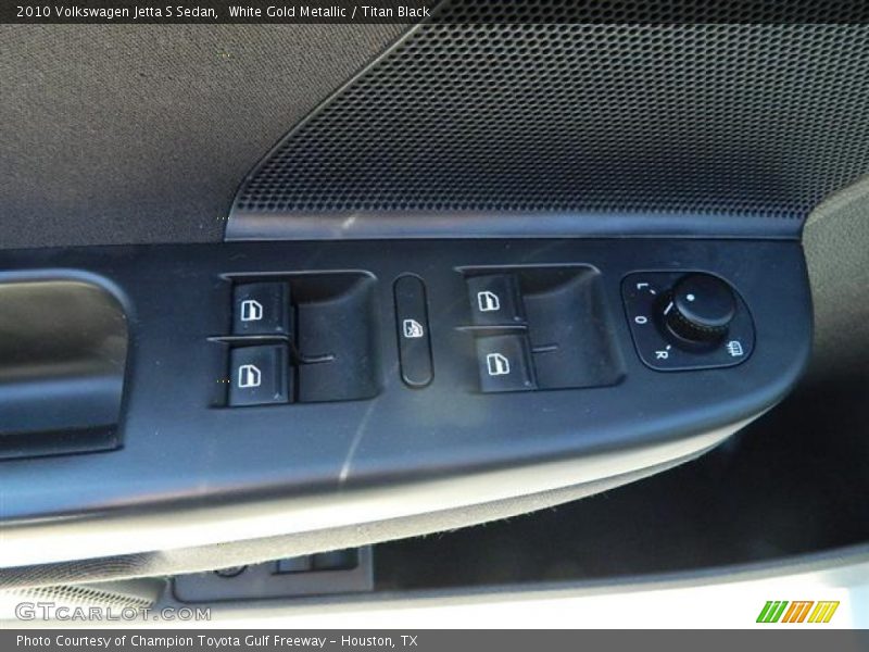 White Gold Metallic / Titan Black 2010 Volkswagen Jetta S Sedan