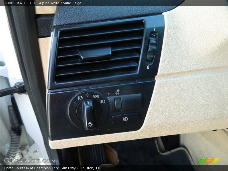 Alpine White / Sand Beige 2006 BMW X3 3.0i