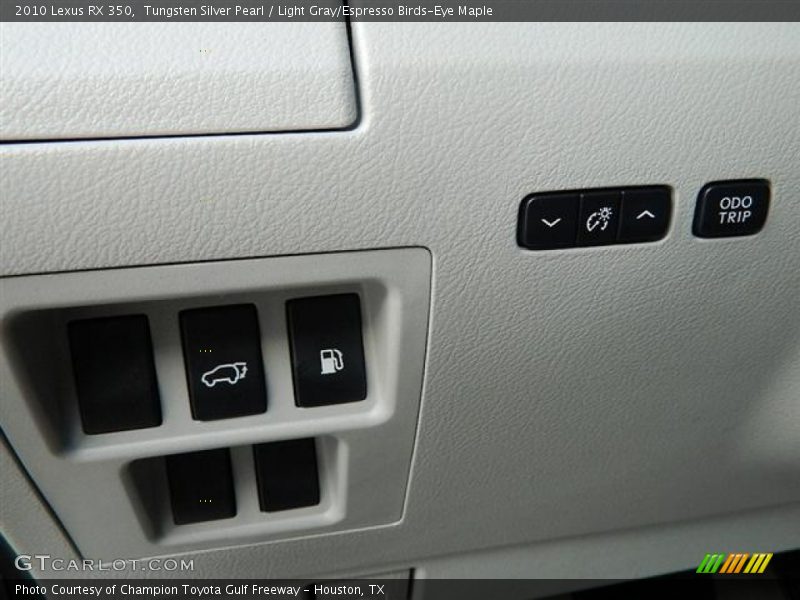 Tungsten Silver Pearl / Light Gray/Espresso Birds-Eye Maple 2010 Lexus RX 350