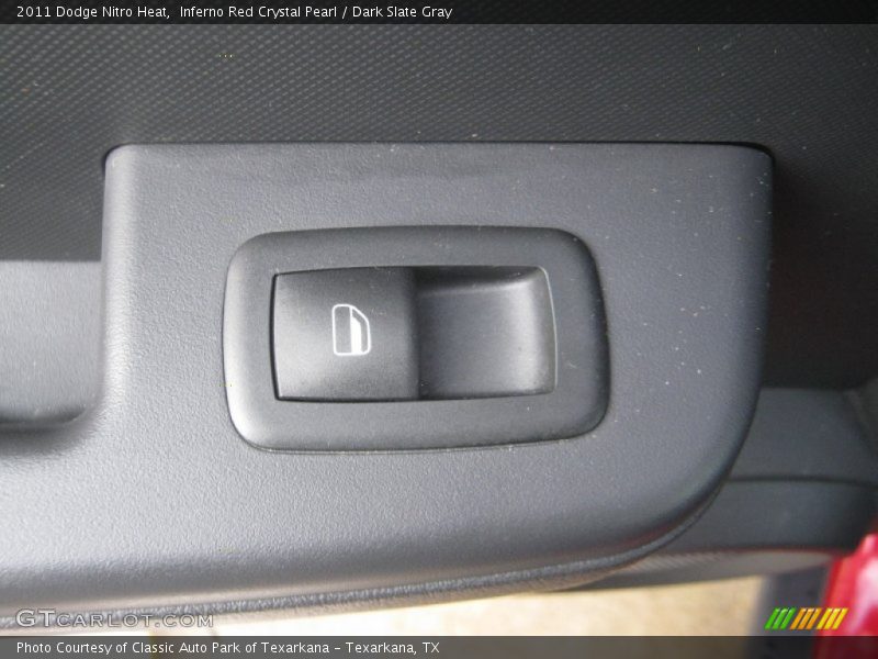 Inferno Red Crystal Pearl / Dark Slate Gray 2011 Dodge Nitro Heat