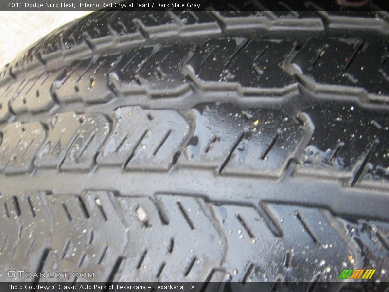 Inferno Red Crystal Pearl / Dark Slate Gray 2011 Dodge Nitro Heat