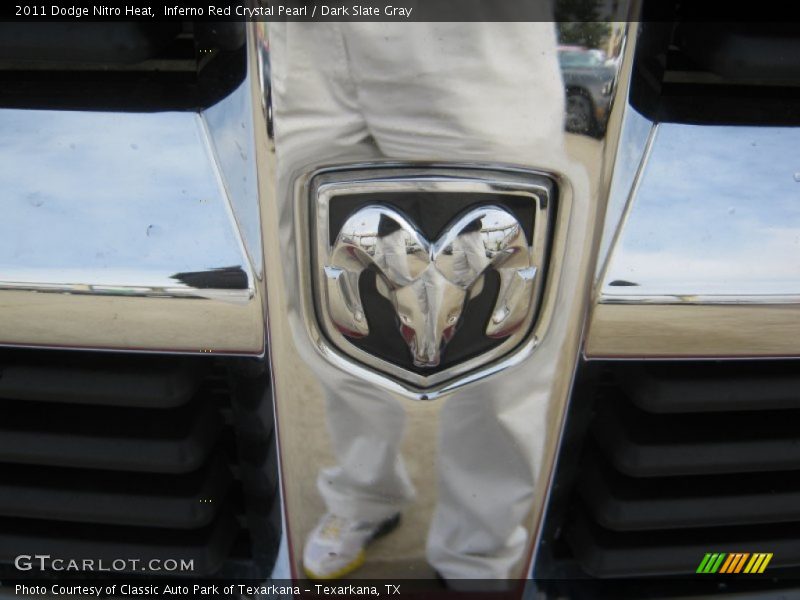 Inferno Red Crystal Pearl / Dark Slate Gray 2011 Dodge Nitro Heat