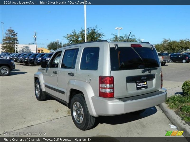 Bright Silver Metallic / Dark Slate Gray 2009 Jeep Liberty Sport