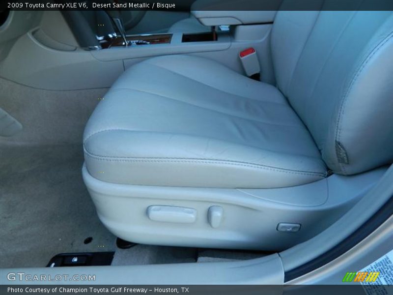Desert Sand Metallic / Bisque 2009 Toyota Camry XLE V6