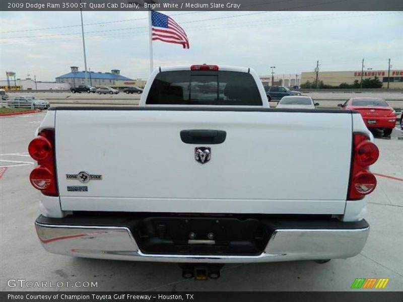 Bright White / Medium Slate Gray 2009 Dodge Ram 3500 ST Quad Cab Dually