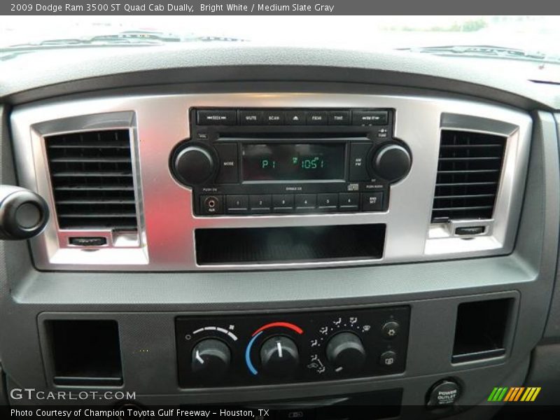 Controls of 2009 Ram 3500 ST Quad Cab Dually