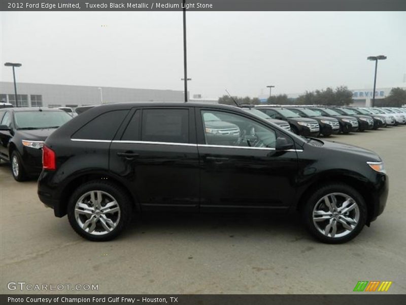 Tuxedo Black Metallic / Medium Light Stone 2012 Ford Edge Limited