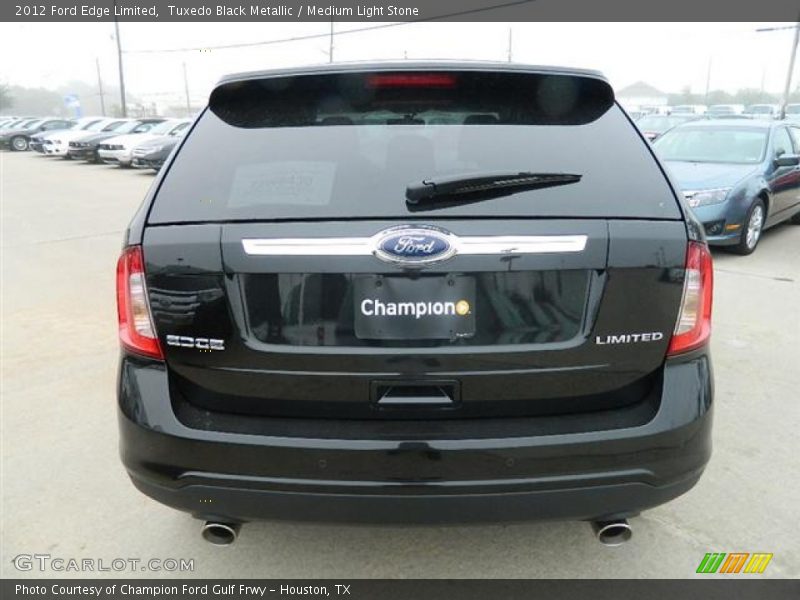 Tuxedo Black Metallic / Medium Light Stone 2012 Ford Edge Limited