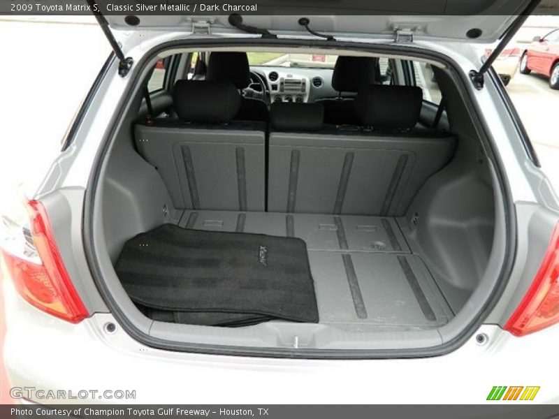 Classic Silver Metallic / Dark Charcoal 2009 Toyota Matrix S