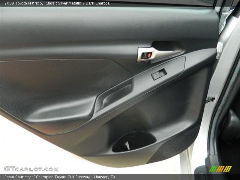 Classic Silver Metallic / Dark Charcoal 2009 Toyota Matrix S