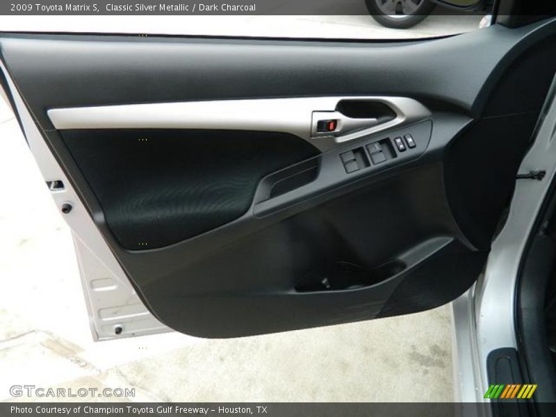 Classic Silver Metallic / Dark Charcoal 2009 Toyota Matrix S