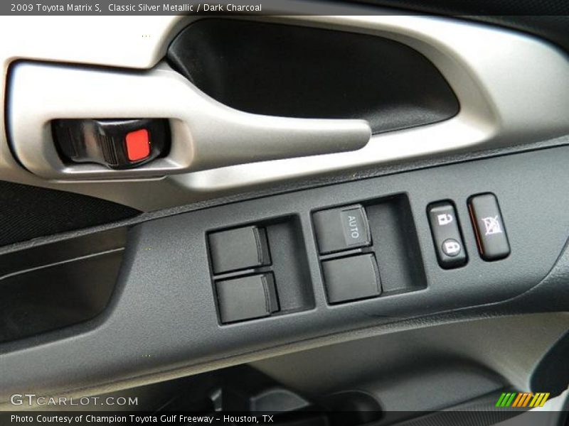 Classic Silver Metallic / Dark Charcoal 2009 Toyota Matrix S