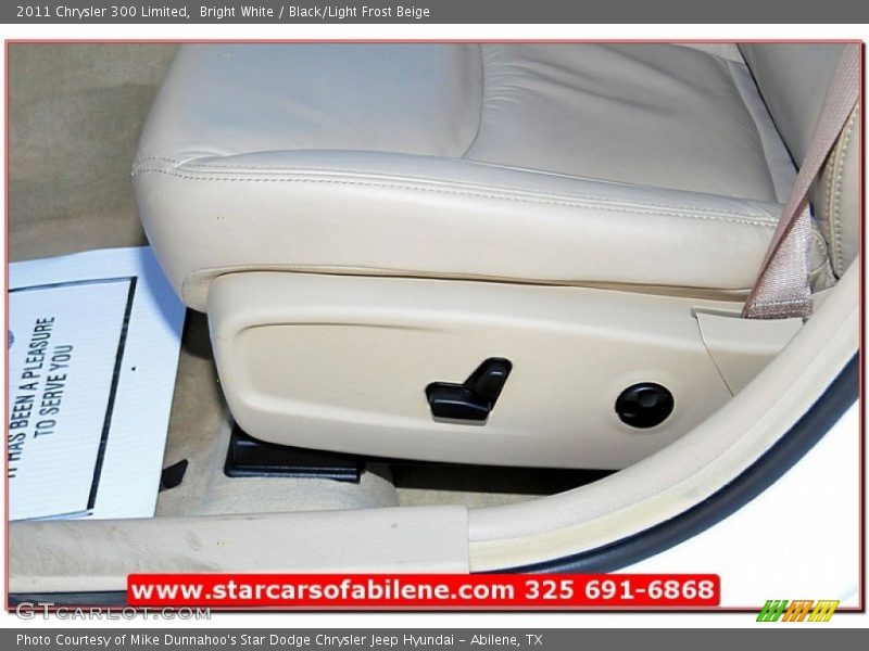 Bright White / Black/Light Frost Beige 2011 Chrysler 300 Limited