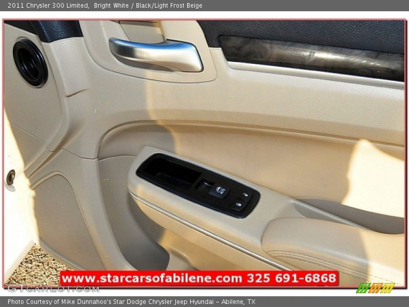Bright White / Black/Light Frost Beige 2011 Chrysler 300 Limited