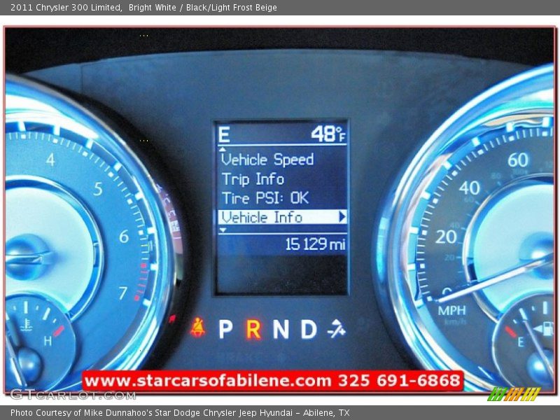 Bright White / Black/Light Frost Beige 2011 Chrysler 300 Limited