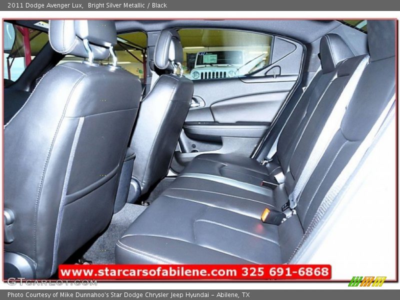 Bright Silver Metallic / Black 2011 Dodge Avenger Lux