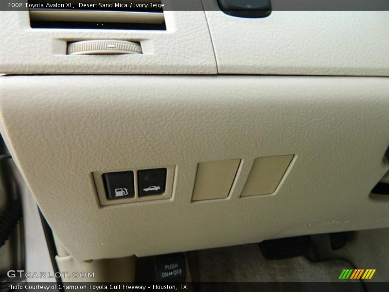 Desert Sand Mica / Ivory Beige 2008 Toyota Avalon XL