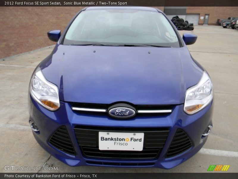 Sonic Blue Metallic / Two-Tone Sport 2012 Ford Focus SE Sport Sedan