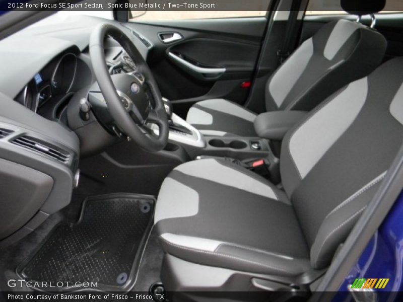 Sonic Blue Metallic / Two-Tone Sport 2012 Ford Focus SE Sport Sedan