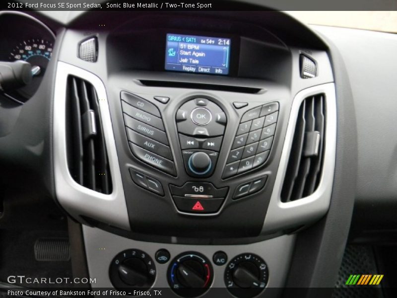 Sonic Blue Metallic / Two-Tone Sport 2012 Ford Focus SE Sport Sedan