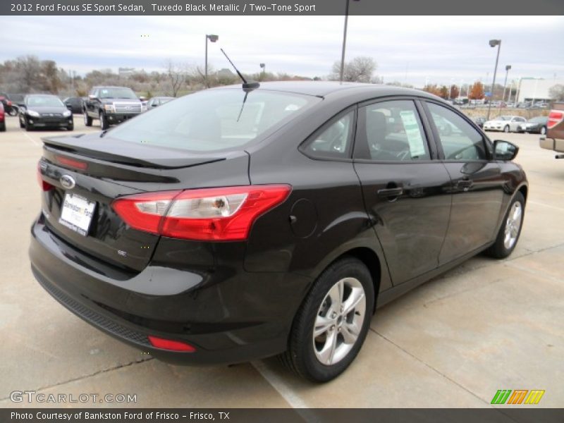 Tuxedo Black Metallic / Two-Tone Sport 2012 Ford Focus SE Sport Sedan