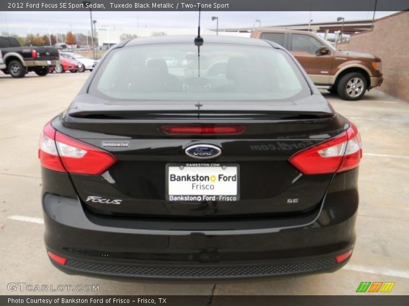 Tuxedo Black Metallic / Two-Tone Sport 2012 Ford Focus SE Sport Sedan