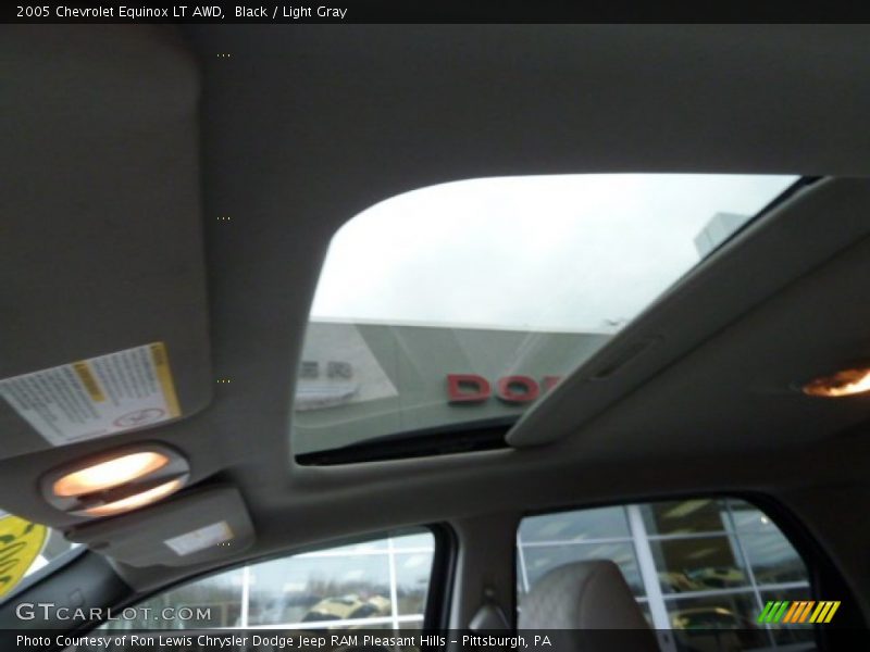 Black / Light Gray 2005 Chevrolet Equinox LT AWD